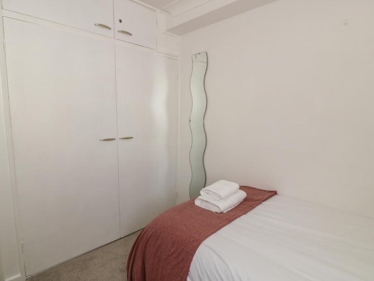 25 South Snowdon Wharf Porthmadog